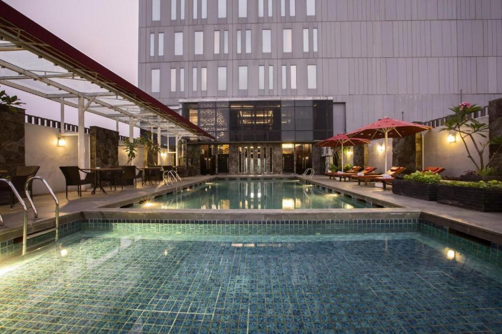 Grandhika Iskandarsyah Hotel 4*