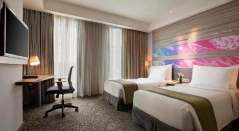 Hotel Grandhika Iskandarsyah 4*