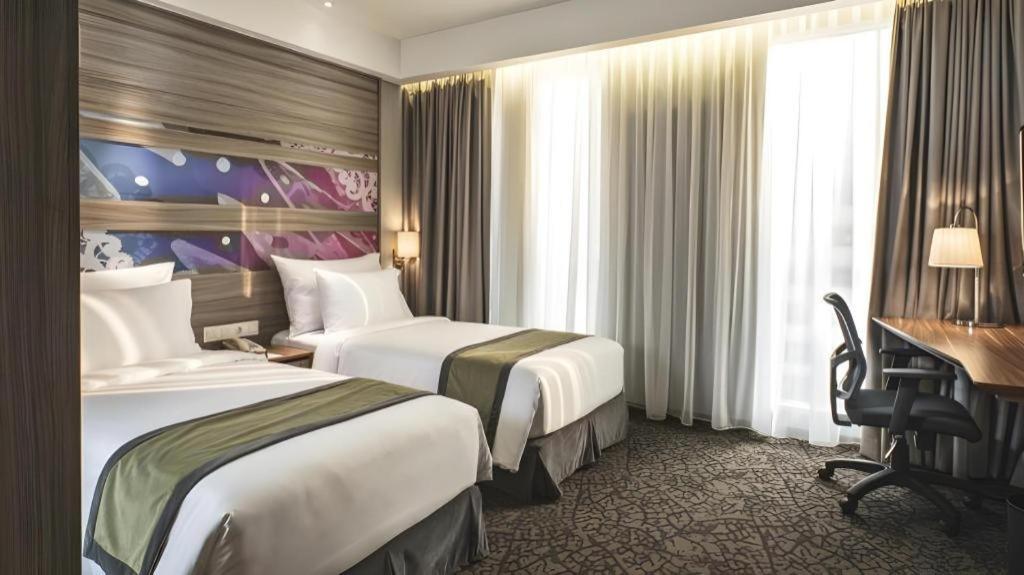 Grandhika Iskandarsyah Hotel 4*
